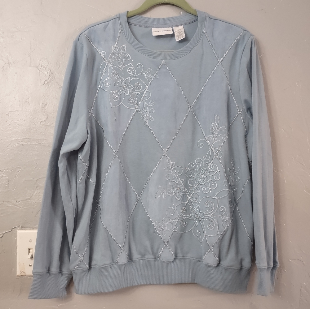 Alfred dunner sweater for women size L good condition, beautiful